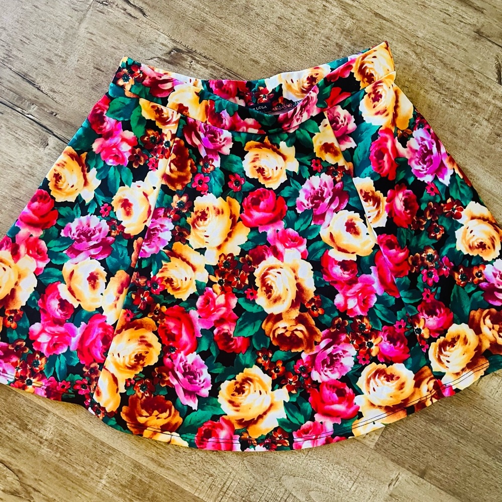 Basil Lola floral skirt